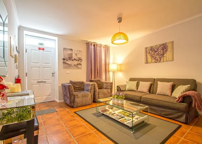 度假居 Old Town House Madeira *