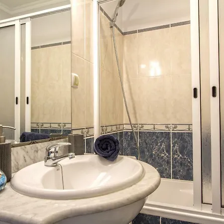 Old Town House Madeira בית נופש פונשל